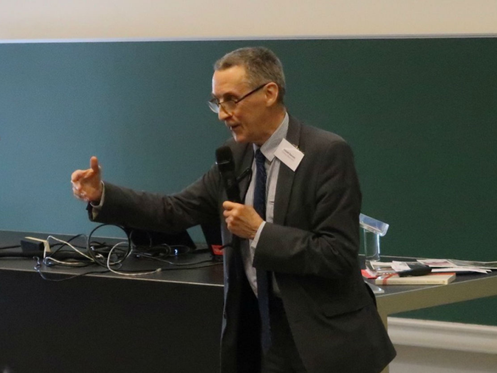 Ron Barnett lecturing